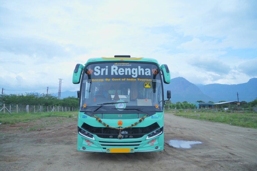 Rengha Holidays Luxury Bus