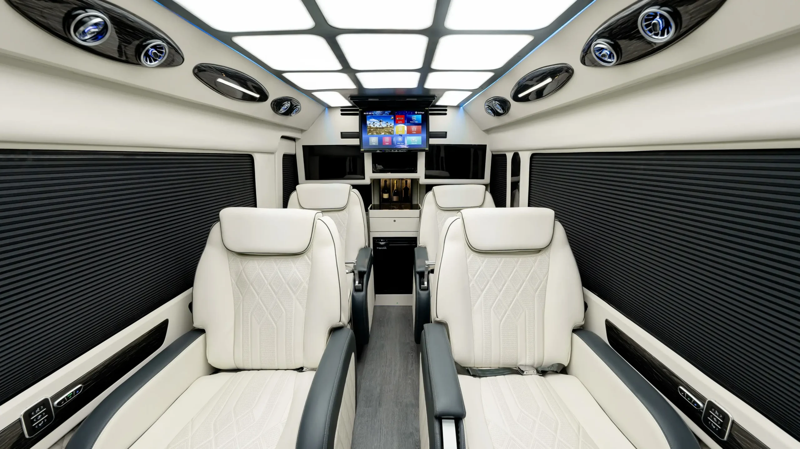 Luxury urbania service in aundipatty
