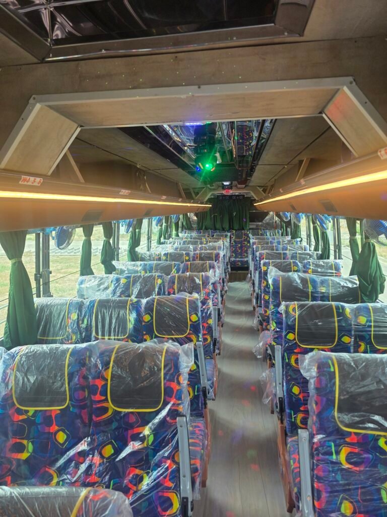 Rengha travels 3+2 Bus 10