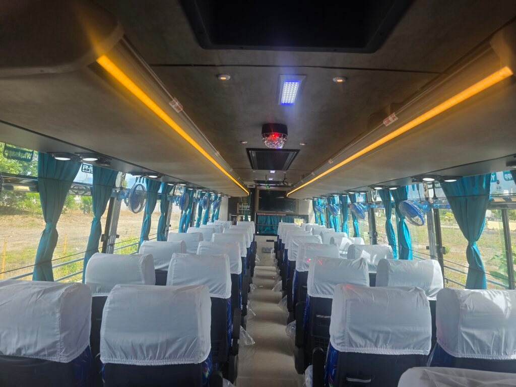 Rengha travels 3+2 Bus 10