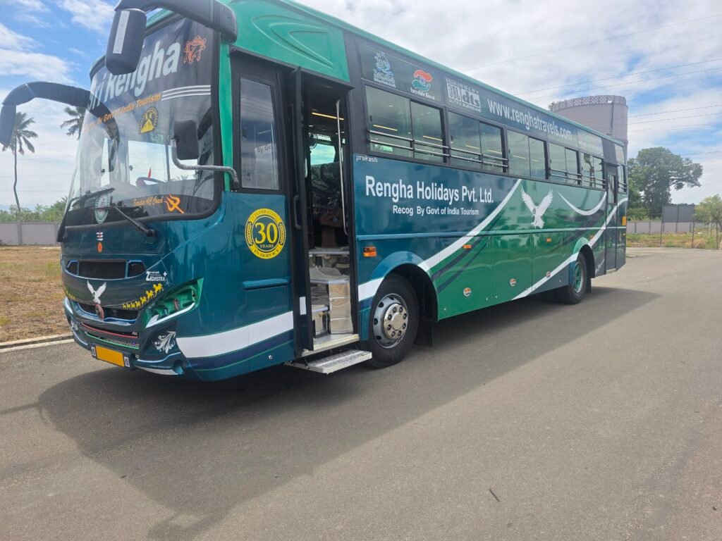 Rengha travels 3+2 Bus 4